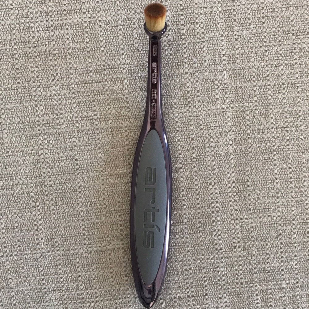 Artis Elite Smoke Circle 1 Brush